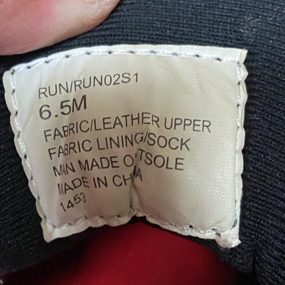 Retro Steve Madden Women’s 6.5 High End Running Shoes Red & White - Picture 8 of 8